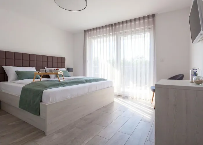 In Mit Grossem Pool By Interhome Holiday home Malinska