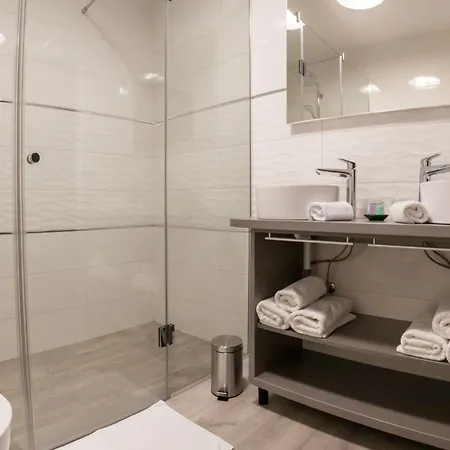 Prázdninový dům In Mit Grossem Pool By Interhome