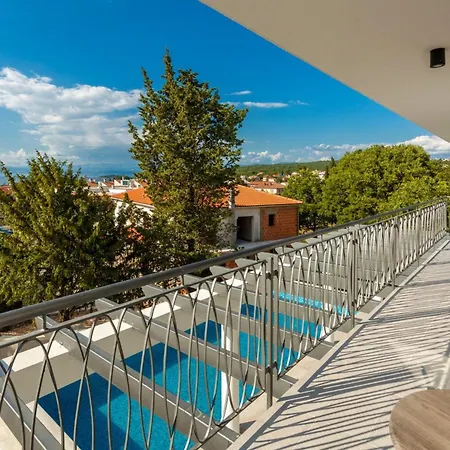 In Mit Grossem Pool By Interhome Malinska